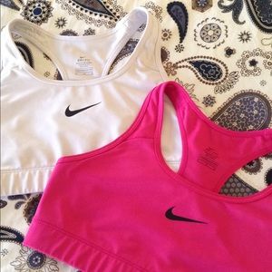 Nike sports bra bundle